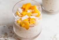 Tropical Mango Overnight Oats
