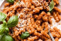 Sun-Kissed Tomato Pesto Pasta