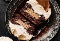 Reese’s Peanut Butter Bliss Cupcakes