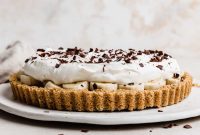 Decadent Banoffee Pie with Crunchy Graham Crust