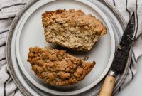 Crumb-Topped Banana Muffins