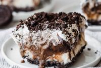 Dreamy Oreo Ice Cream Cake