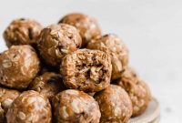 No-Bake Chocolate Peanut Butter Energy Bites