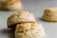 Fluffy Small Batch Buttermilk Biscuits