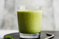 Energizing Banana Spinach Protein Smoothie