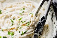 Velvety Fettuccine Alfredo