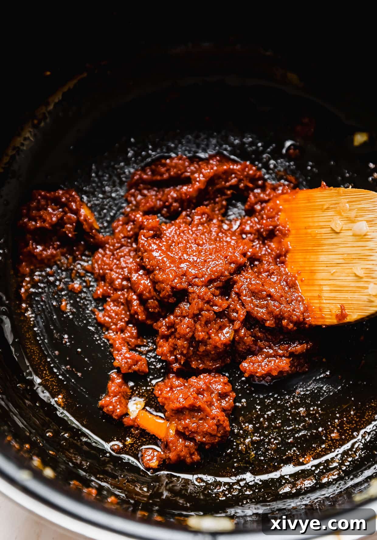 Massaman Curry paste in a black pot.